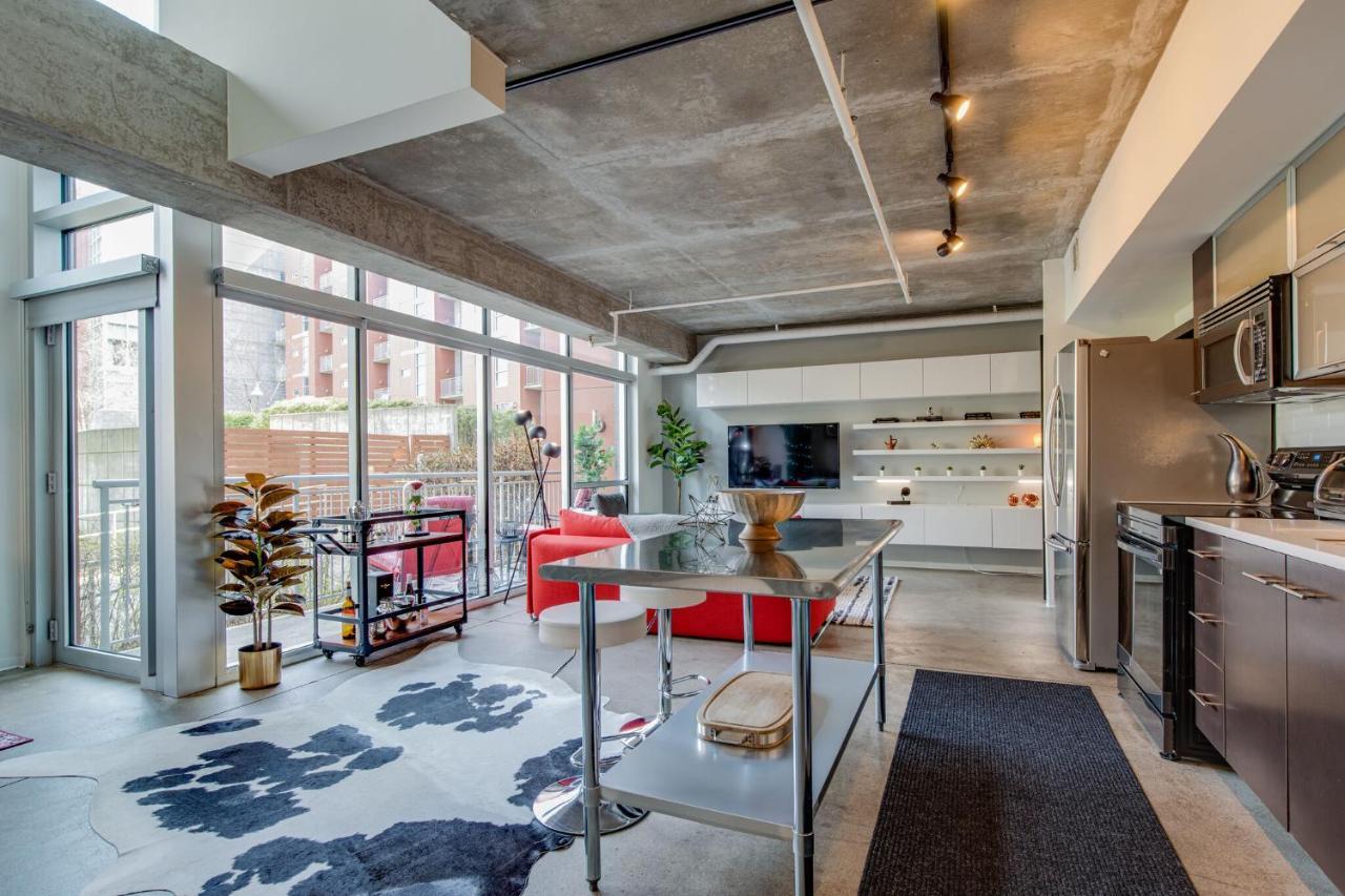 Luxe + Modern Johnny Cash Inspired Executive Condo Nashville Kültér fotó